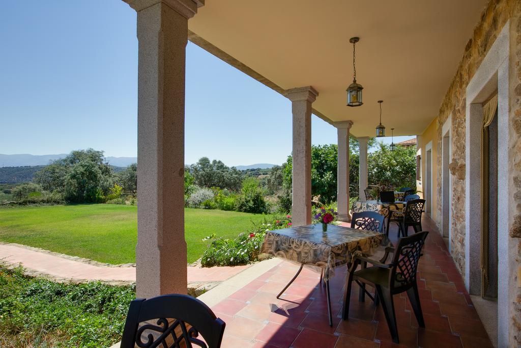 Apartamentos El Jardin Del Poeta Guijo de Granadilla Δωμάτιο φωτογραφία