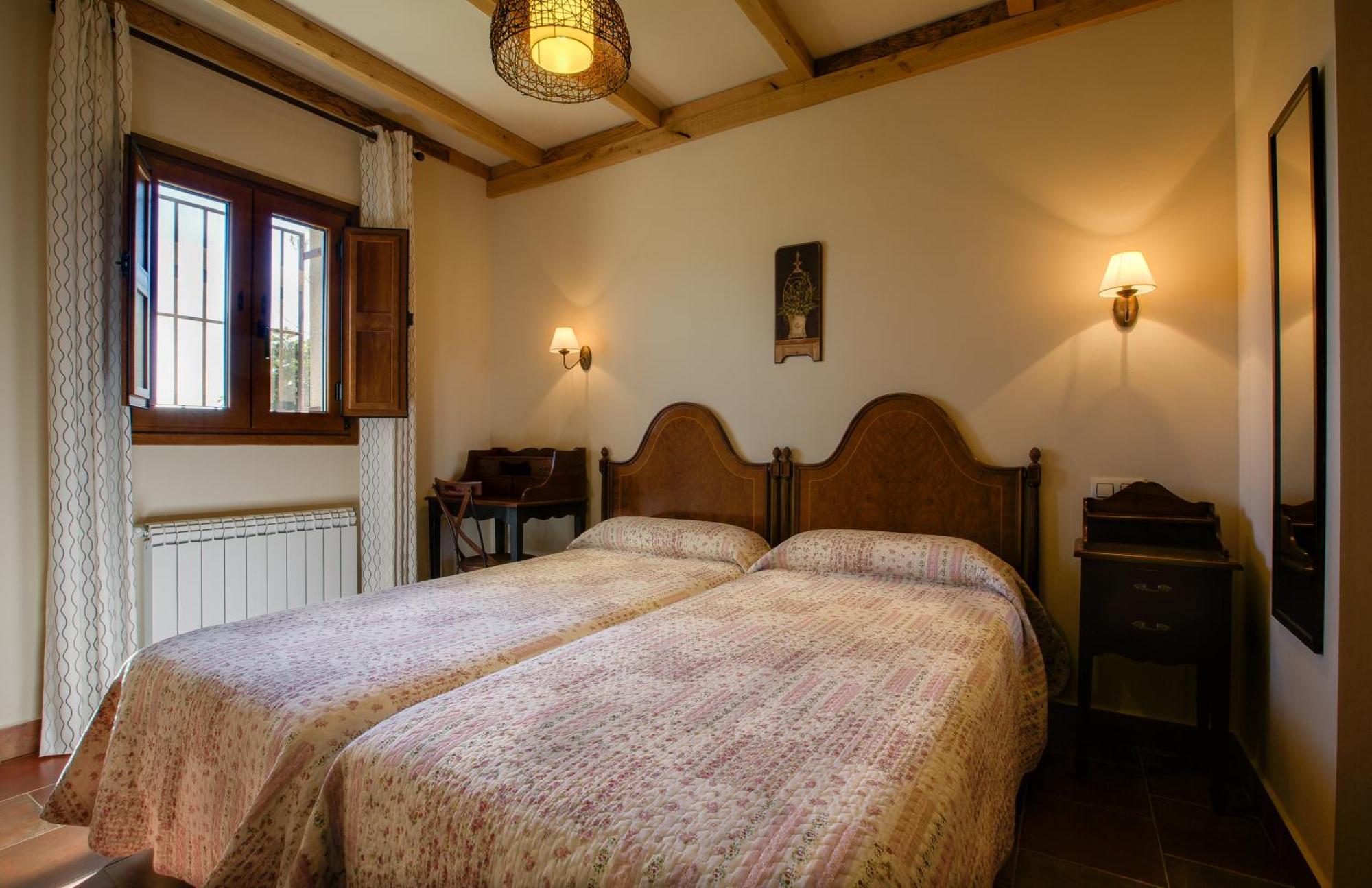 Apartamentos El Jardin Del Poeta Guijo de Granadilla Δωμάτιο φωτογραφία