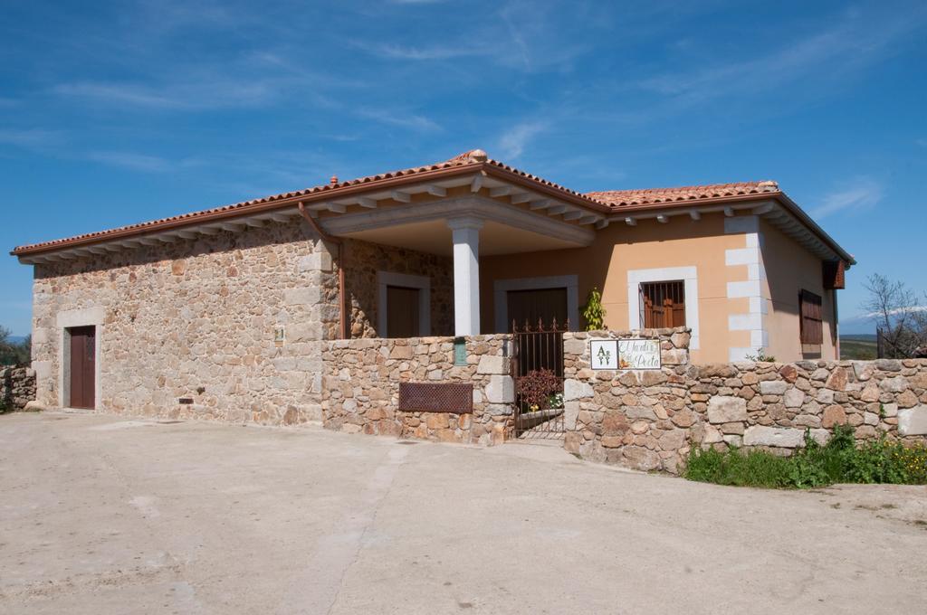 Apartamentos El Jardin Del Poeta Guijo de Granadilla Εξωτερικό φωτογραφία