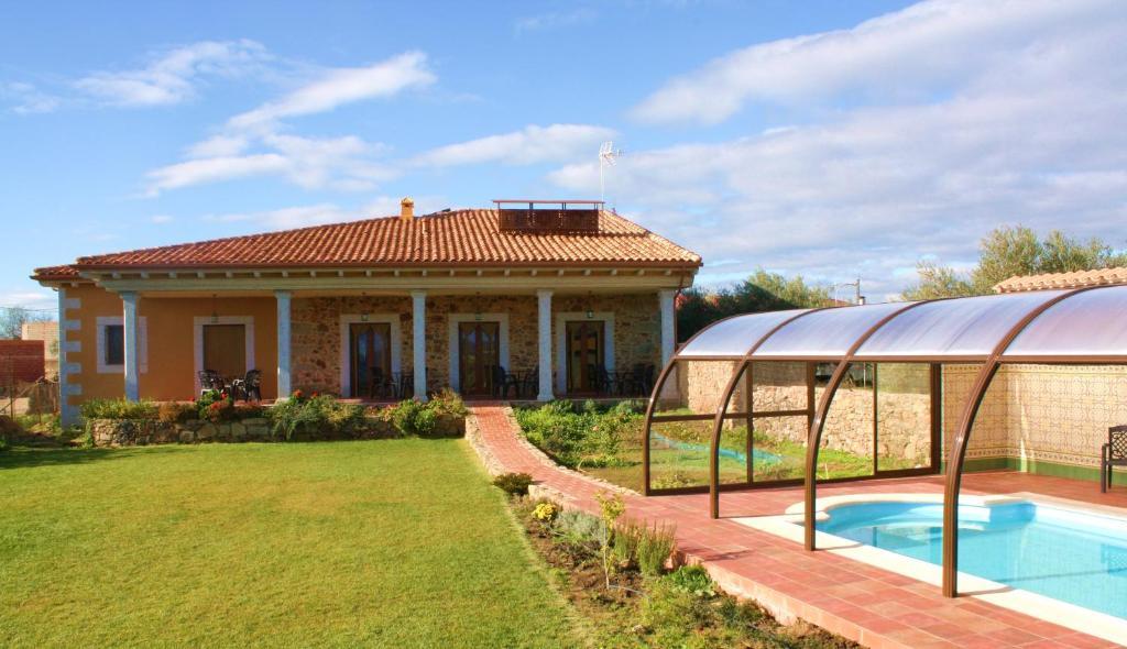Apartamentos El Jardin Del Poeta Guijo de Granadilla Εξωτερικό φωτογραφία