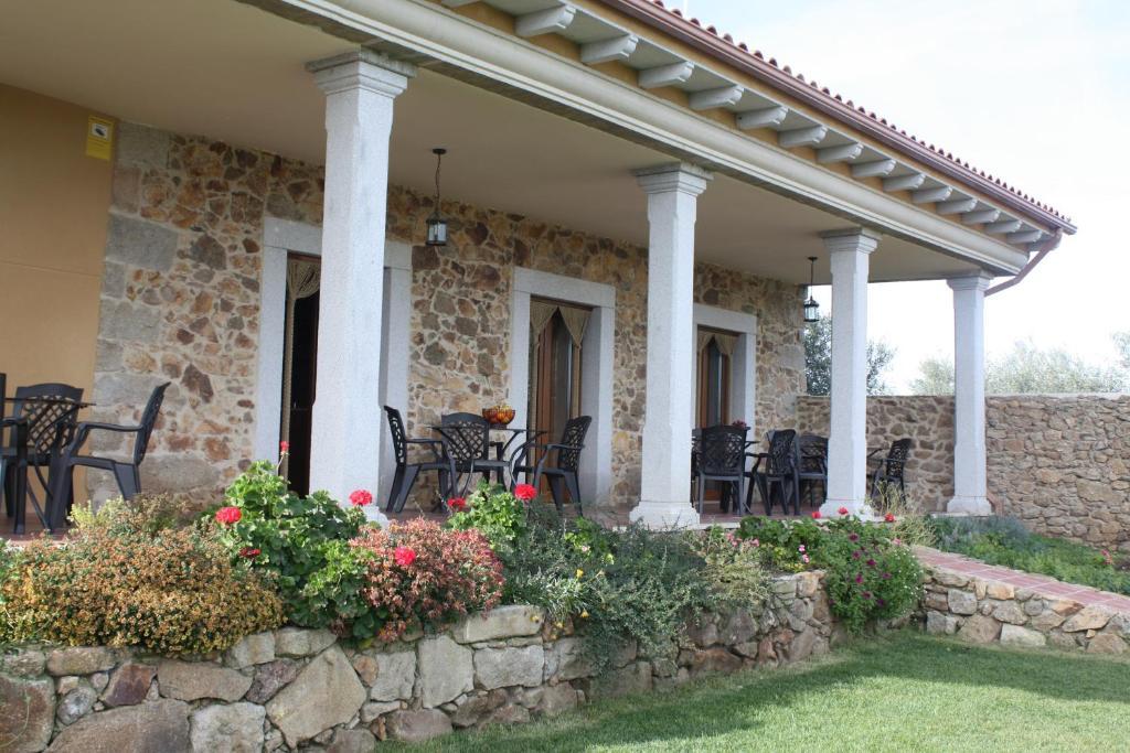 Apartamentos El Jardin Del Poeta Guijo de Granadilla Δωμάτιο φωτογραφία