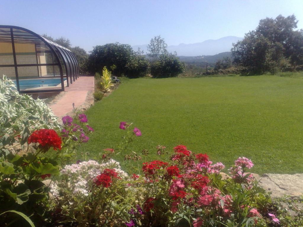 Apartamentos El Jardin Del Poeta Guijo de Granadilla Δωμάτιο φωτογραφία