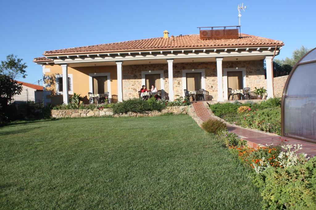 Apartamentos El Jardin Del Poeta Guijo de Granadilla Δωμάτιο φωτογραφία